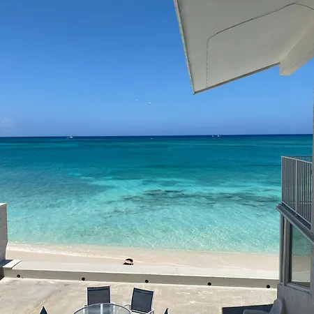 Enjoy Sunsets At Fully Equipped Condo At The Beach